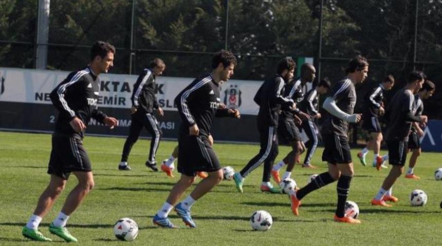 Derbi &ouml;ncesi Beşiktaş'tan flaş karar!