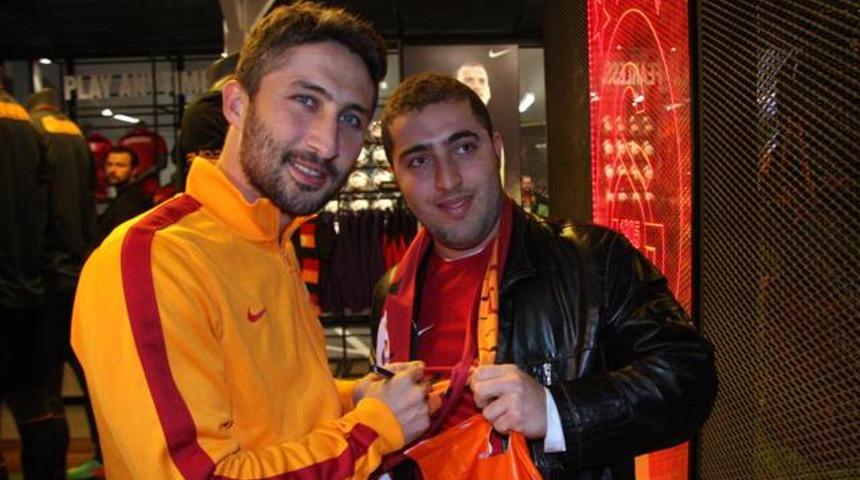 Sabri GS Store'da unutuldu