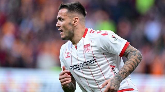 Sivasspor'un golcü oyuncusu Rey Manaj'ın yeni takımı belli oluyor!