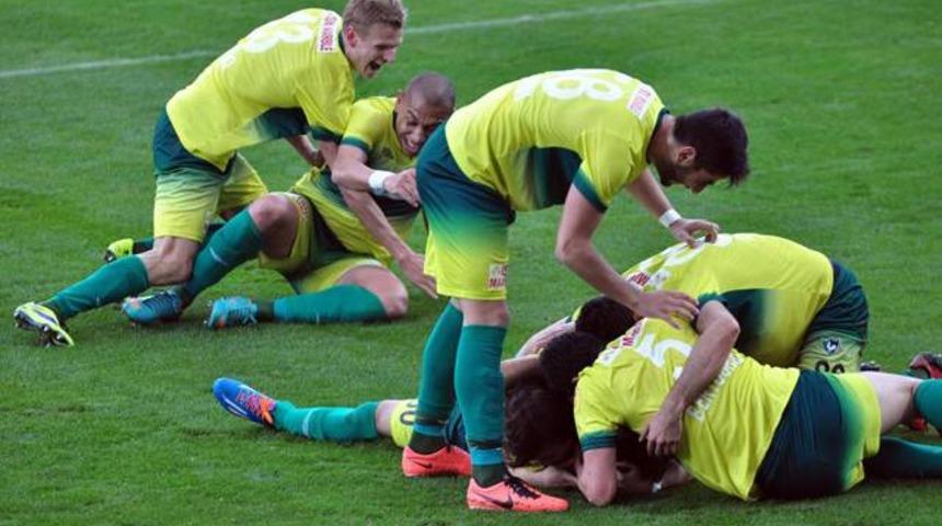 Tekden Denizlispor 2-0 Mersin İY