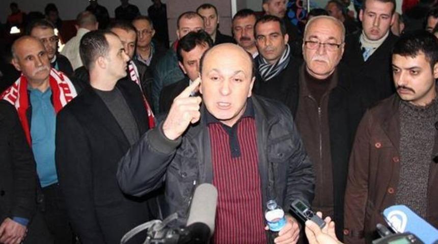 Belediye Başkanı ile Emniyet M&uuml;d&uuml;r&uuml;'n&uuml;n futbol kavgası!