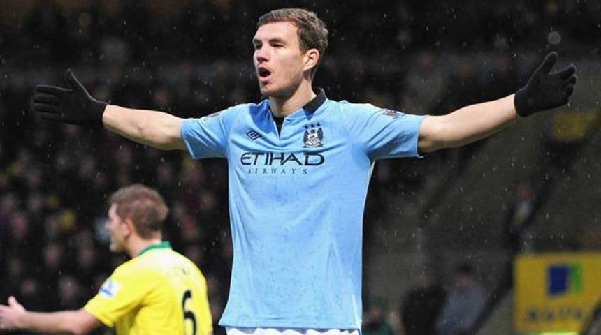 Mancini d&uuml;nya yıldızını iknaya gitti!