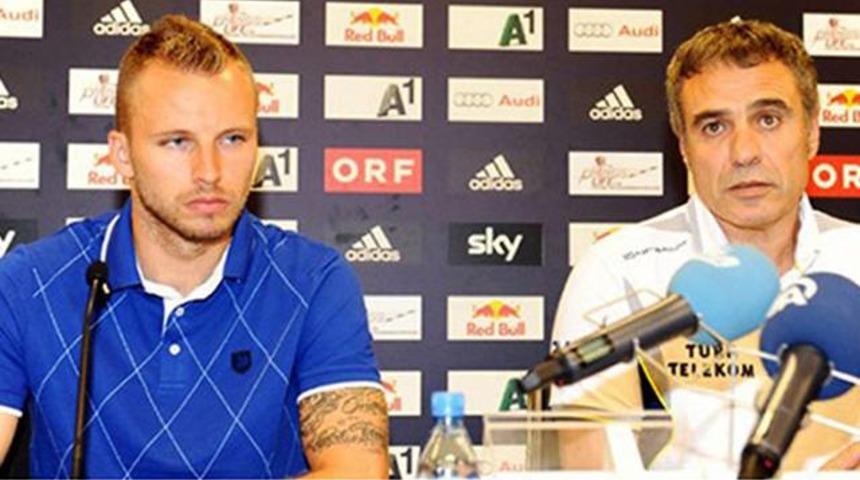 Kadlec Ersun Yanal'a ateş p&uuml;sk&uuml;rd&uuml;!