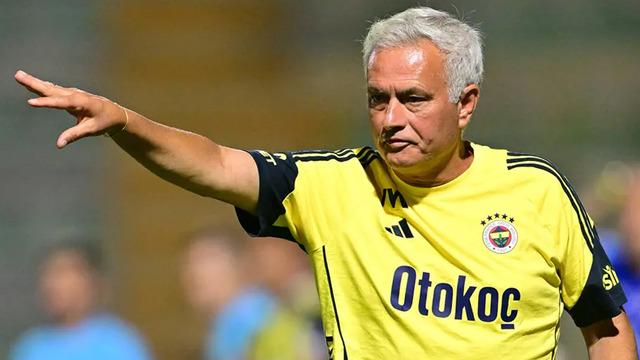 Jose Mourinho'dan olay yaratan açıklama! "Kupa kazanamadığım tek takım Fenerbahçe"