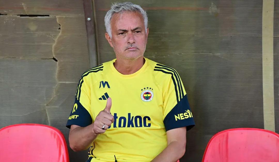 Jose Mourinho dan olay yaratan açıklama! "Kupa kazanamadığım tek takım Fenerbahçe" 3