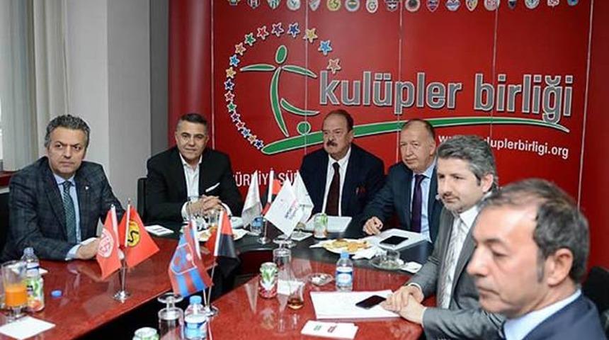 İlhan Cavcav'dan flaş karar