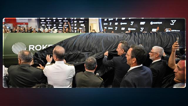 Resmen gövde gösterisi! Roketsan yeni silahlarını tanıttı... İşte Türkiye’nin ilk hipersonik füzesi