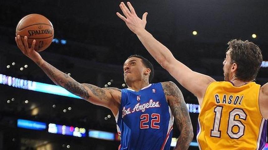 Clippers'tan Lakers'a ağır darbe: 142-94
