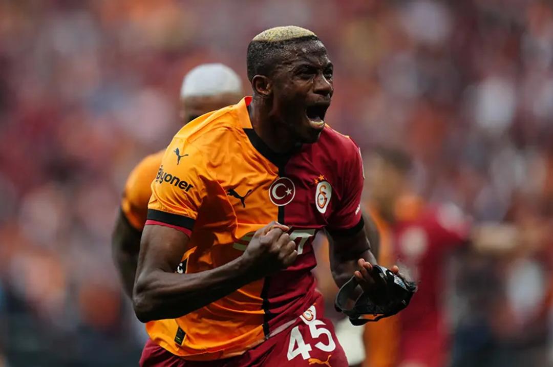 Victor Osimhen Galatasaray kampına katılmayacak! İstanbul a geliş tarihi belli oldu... 2