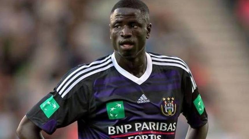 Drogba, y&ouml;netime Kouyate'yi &ouml;nerdi