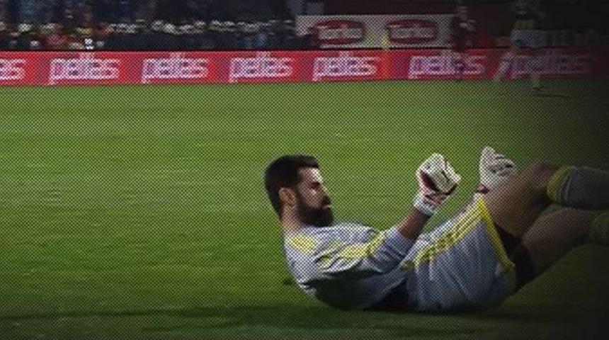 Volkan Demirel'in sevinci &ccedil;ıldırttı