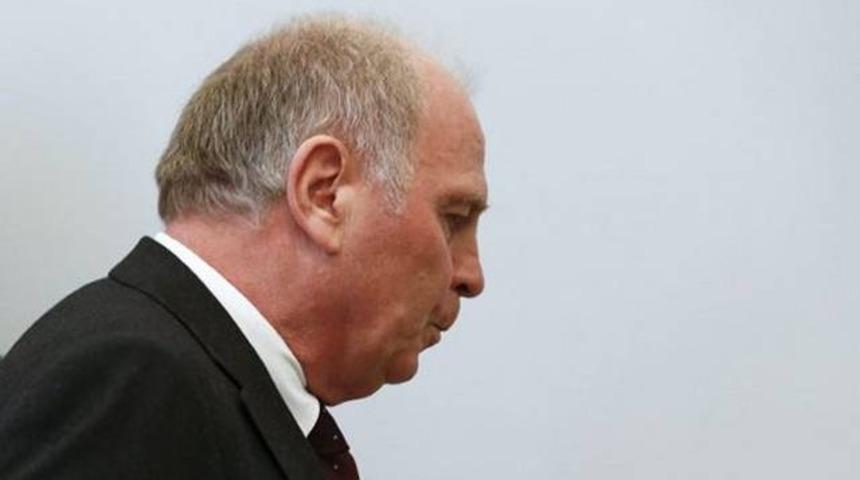 Uli Hoeness istifa etti!