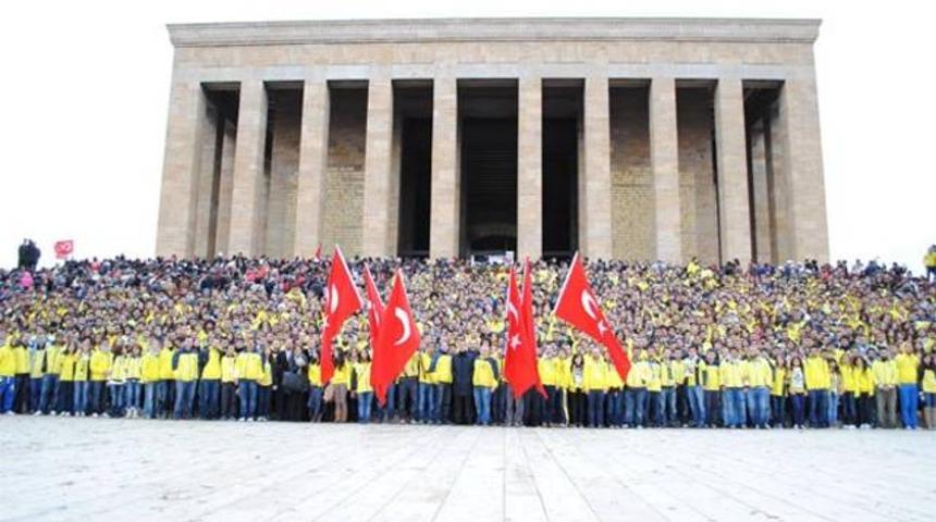 1 milyon Fenerli Anıtkabir'e