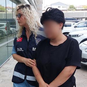 Annesini bıçaklayıp ambulans çağırdı! Sebebi de açıklaması da şoke etti... 