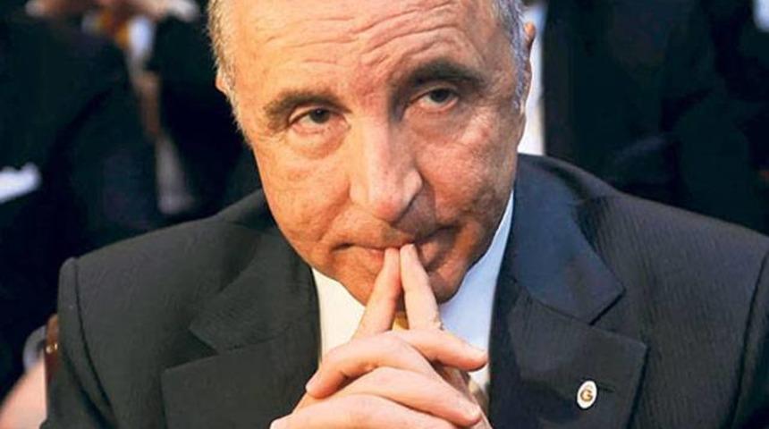 &Uuml;nal Aysal'dan istifa talimatı