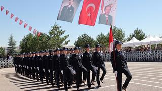 Sivas'ta eğitimini tamamlayan 348 kadın polis adayı mezun oldu