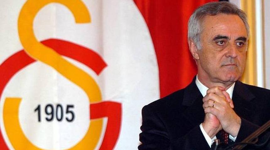 &Ouml;zhan Canaydın anıldı