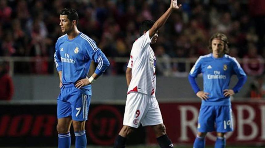 Real Madrid'e Sevilla darbesi!