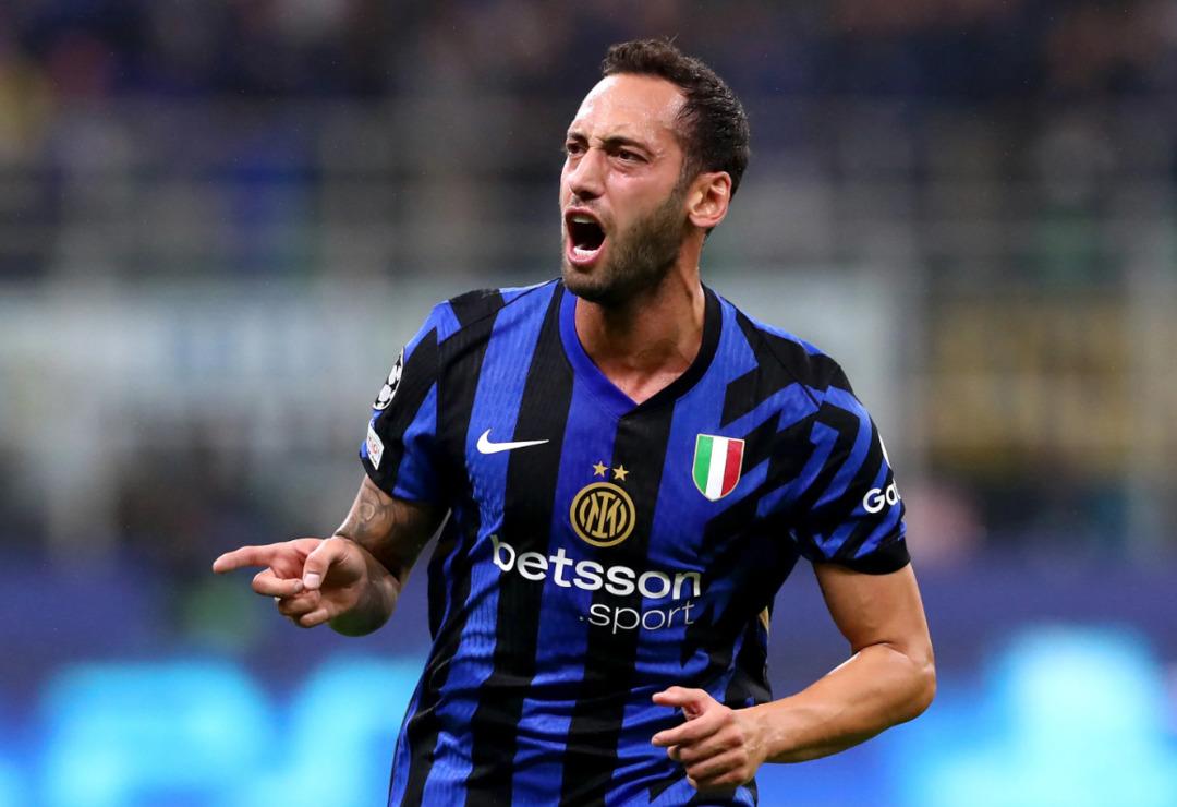 Hakan Çalhanoğlu ndan Fenerbahçe taraftarının hayallerini yıkan açıklama 1
