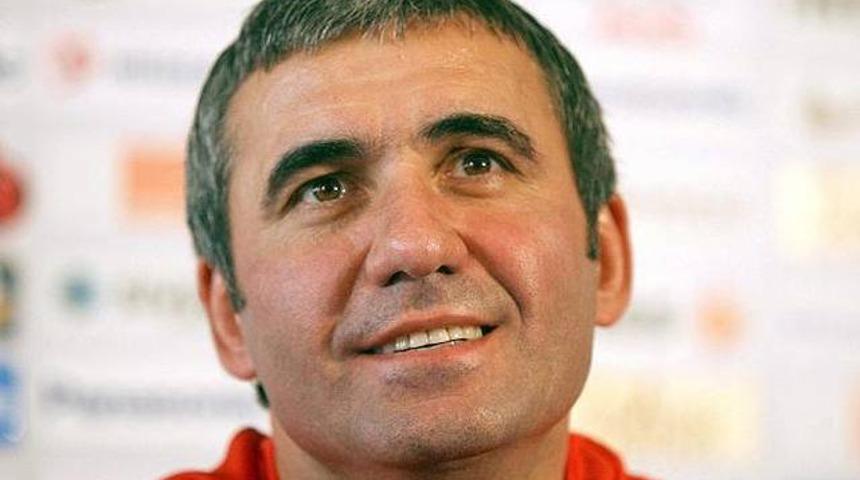 Fenerbahçe derbisinde Hagi sürprizi