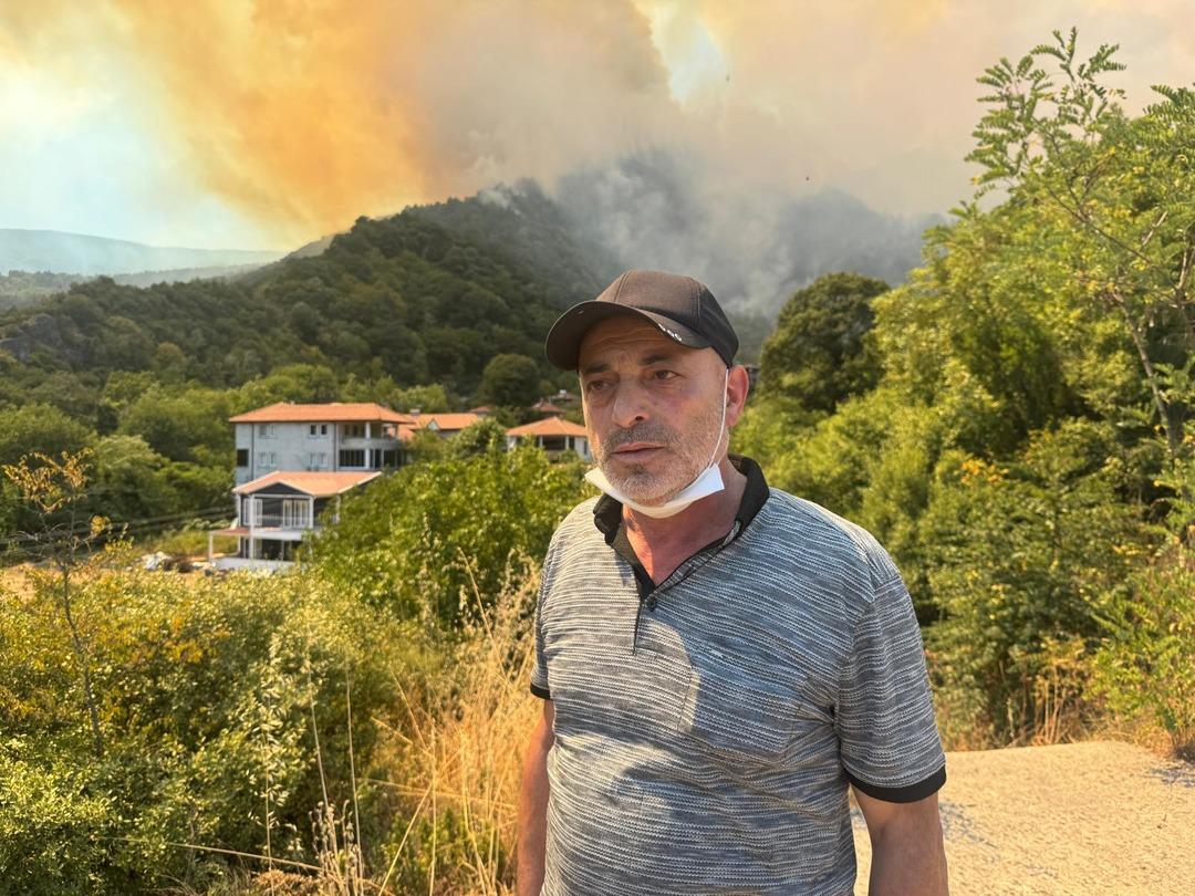 Sakarya da yeni orman yangını! Bilecik-Adapazarı istikametinde çift yönlü olarak trafiğe kapatıldı 2