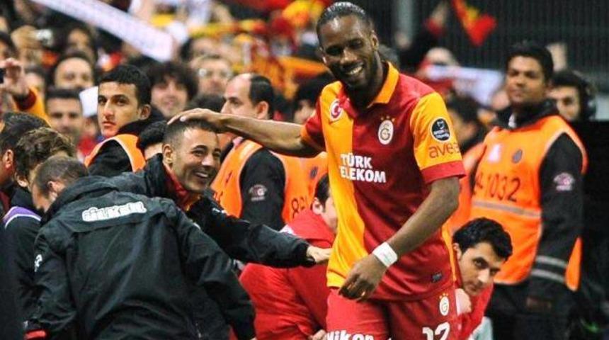 Amrabat i&ccedil;in Drogba'ya teşekk&uuml;r!