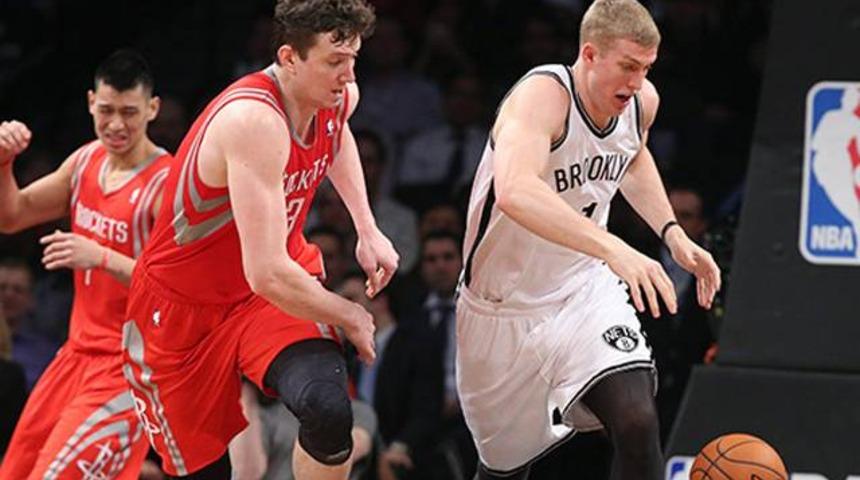 &Ouml;mer Aşık rekor kırdı ama...