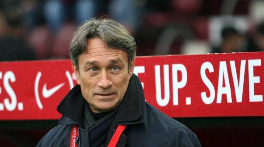 "Muhsin Ertuğral imzayı atacak"