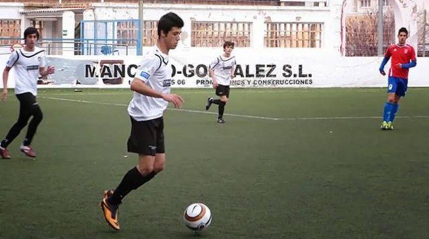 İspanya'da gen&ccedil; Martinez kalp krizinden &ouml;ld&uuml;