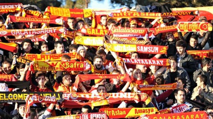 Galatasaraylı taraftarlar TFF'ye y&uuml;r&uuml;yecek!