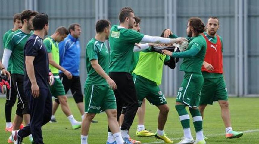Bursaspor antrenmanında gerginlik!