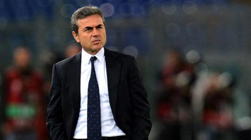 Aykut Kocaman imzalıyor...