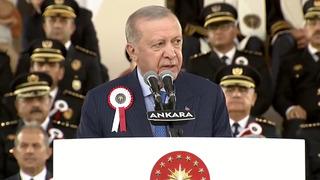 Cumhurbaşkanı Erdoğan'dan Özgür Özel'e 'Manavgat' yanıtı! Madem 32 saatlik görüntü var, versene mahkemeye