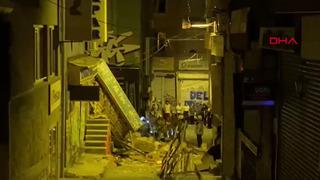 Son Dakika! İstanbul Beyoğlu'nda patlama! Binada çökme meydana geldi, Valilik'ten açıklama: İşte patlama anı...