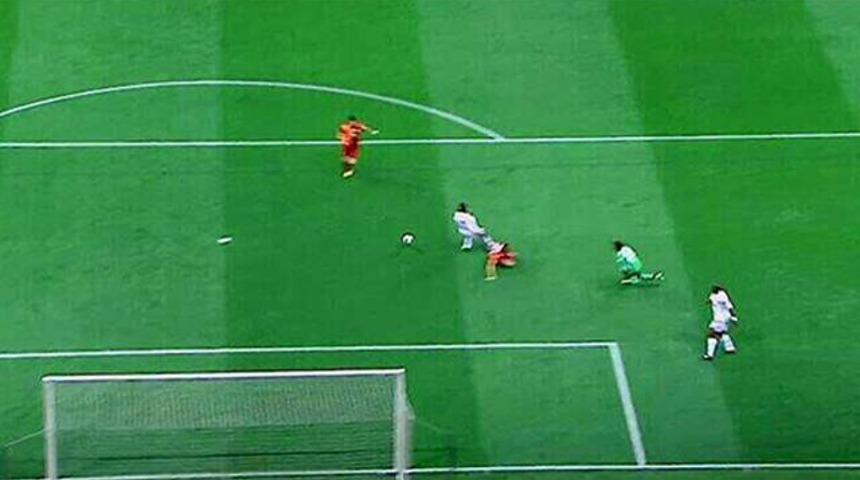 Galatasaray b&ouml;yle şok oldu!