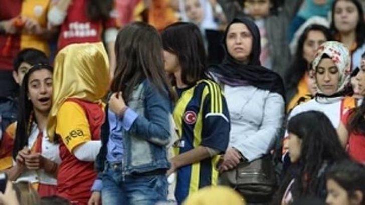 Galatasaray maçına Fenerbahçe formasıyla gitti ve...
