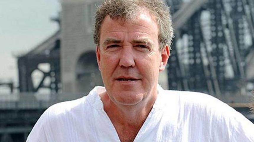 K&ouml;peğine Drogba adını verdi