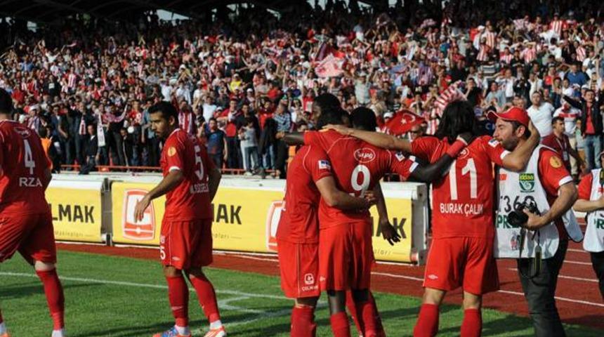 Balıkesirspor S&uuml;per Lig'de!