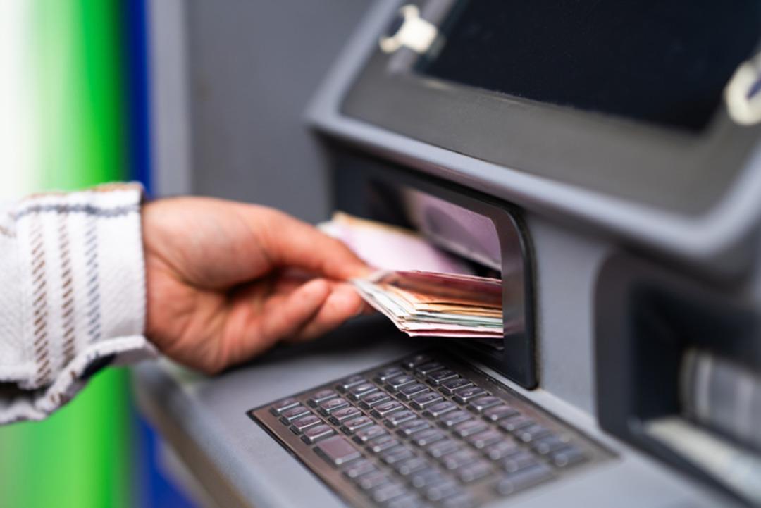 Para çekmek isterken şok oldu! Mobil bankacılık ile 100 bin lirasını... Mahkeme banka için kararını verdi 3