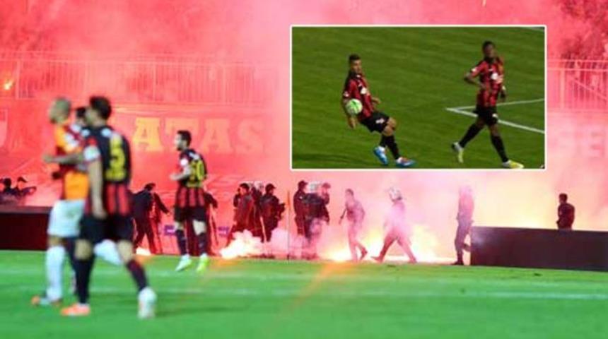 Konya'da Galatasaray'ı çıldırtan pozisyon