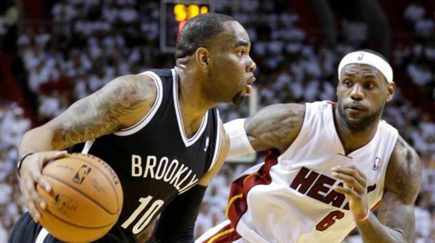 Miami Heat'in bileği b&uuml;k&uuml;lm&uuml;yor!