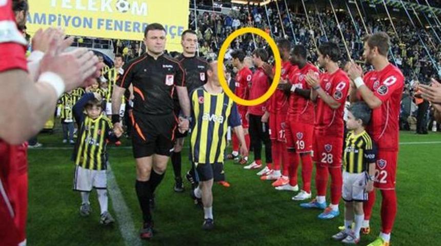 Galatasaraylı eski futbolcular alkışlamadı