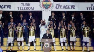 Fenerbahçeli futbolculardan taraftara kınama