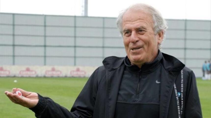 Galatasaray'da yeni d&ouml;nem! Mustafa Denizli...