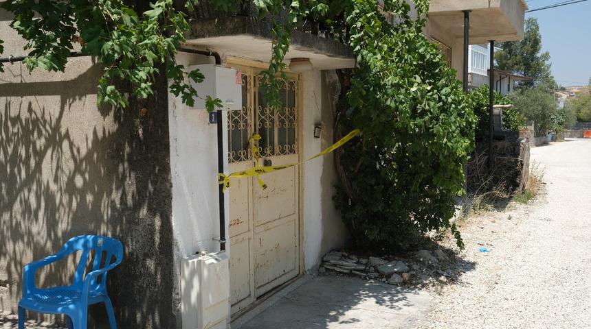 Mersin'de feci olay! Annesini bıçaklayarak öldürdü