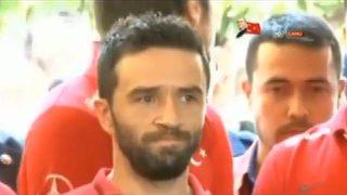 Gökhan Gönül gözyaşlarını tutamadı