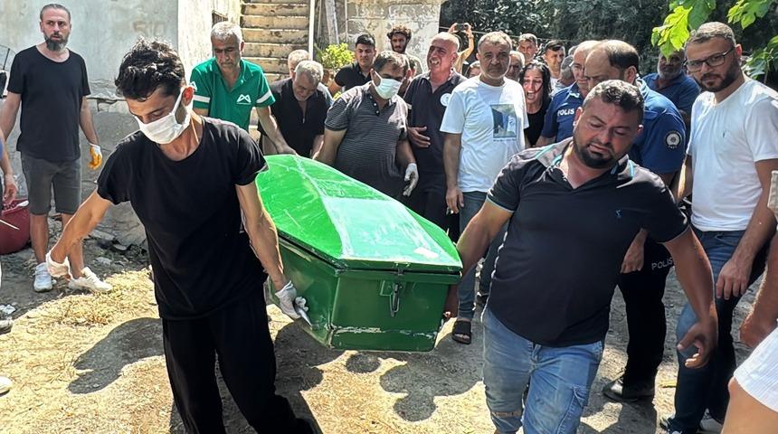 Mersin'de yangın çıkan müstakil evdeki 54 yaşındaki kadın hayatını kaybetti