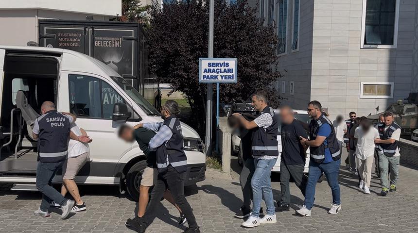 Samsun merkezli 17 ilde dolandırıcılık operasyonu! 25 zanlı yakalandı