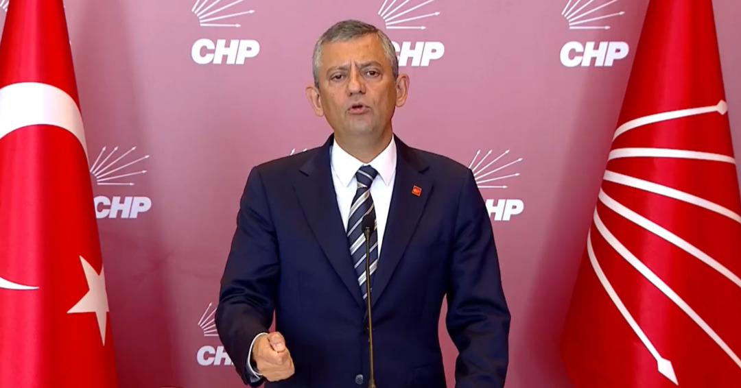 Merkez Bankası nın faiz indirimi sonrası Özgür Özel den ses getirecek iddia! "Bugün yüzde 32,5 olacaktı" 1