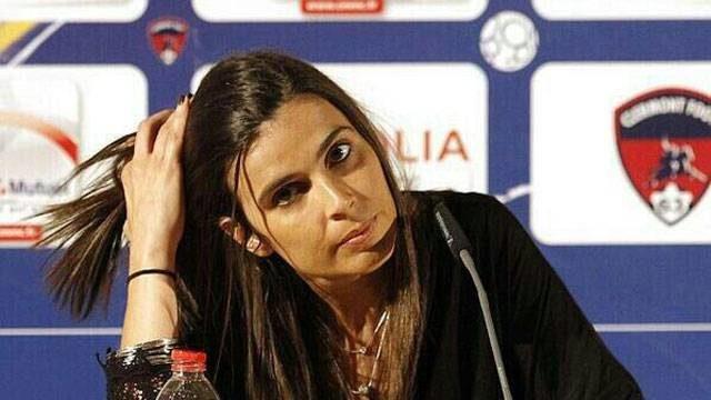 Böyle teknik direktör görülmedi!